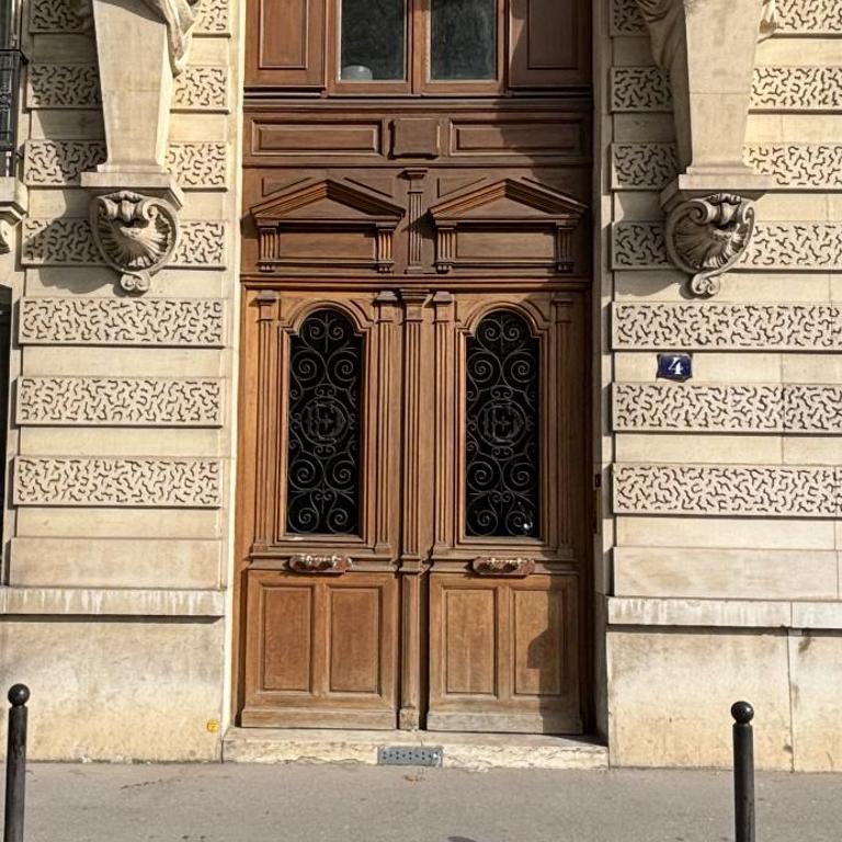SUITE TOURVILLE Tour Eiffel - Two-Bedroom Apartment - 2