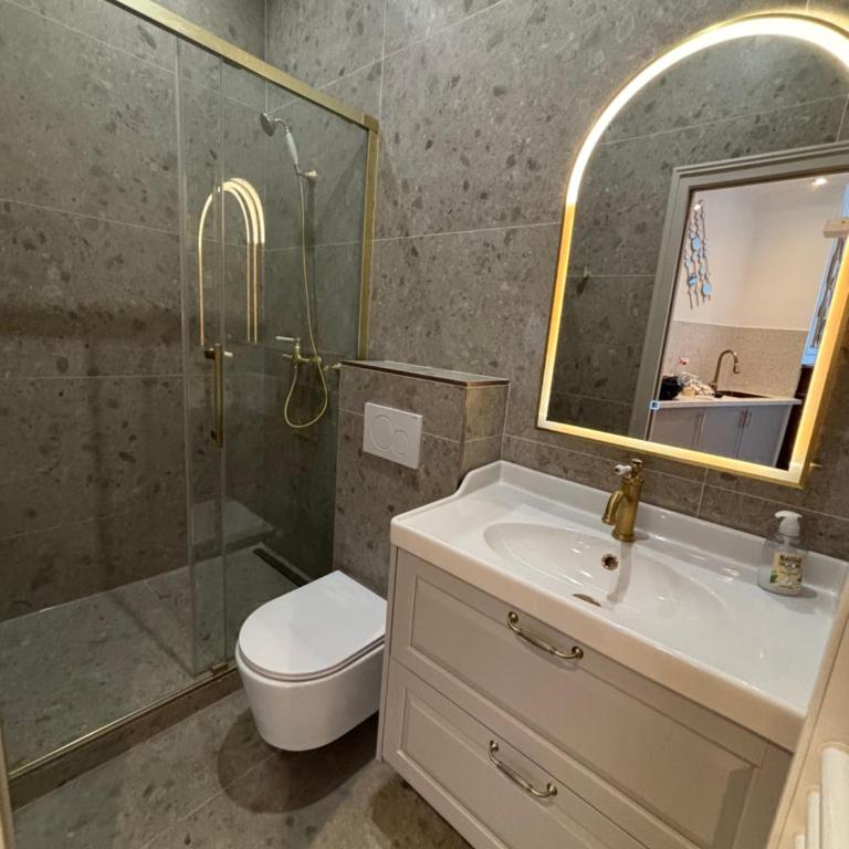 SUITE TOURVILLE Tour Eiffel - Two-Bedroom Apartment - 12