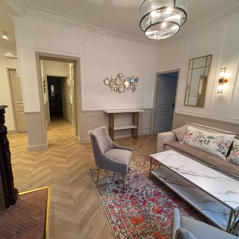 SUITE TOURVILLE Tour Eiffel - Two-Bedroom Apartment - 5