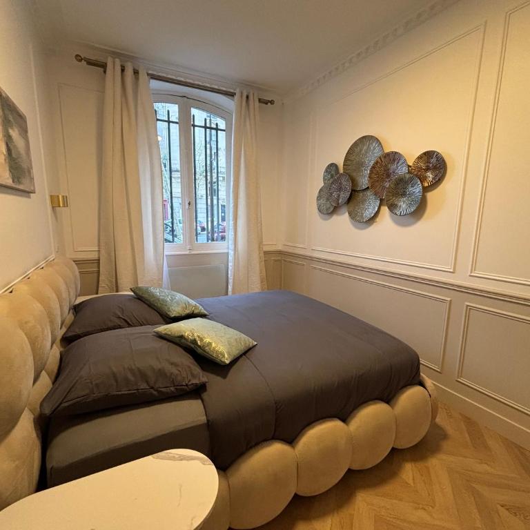 SUITE TOURVILLE Tour Eiffel - Two-Bedroom Apartment - 17