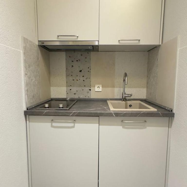 Apartment Dora 2, beach apartment - Studio Apartment - 8