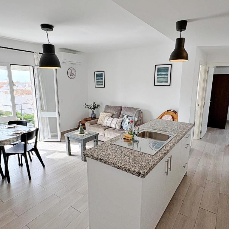 AP341 - Capri - Apartamento con balcón - 2