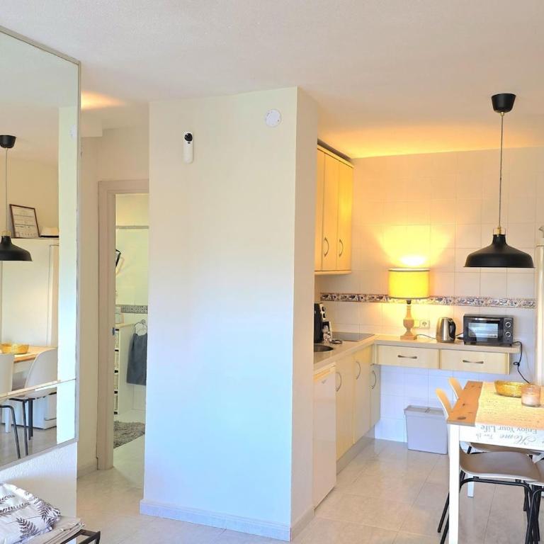 Sensu at Carihuela Park Palace Luxury Luxury one bedroom apartment with pool and private parking by NAMASTE ELITE - Apartamento de 1 dormitorio - 16
