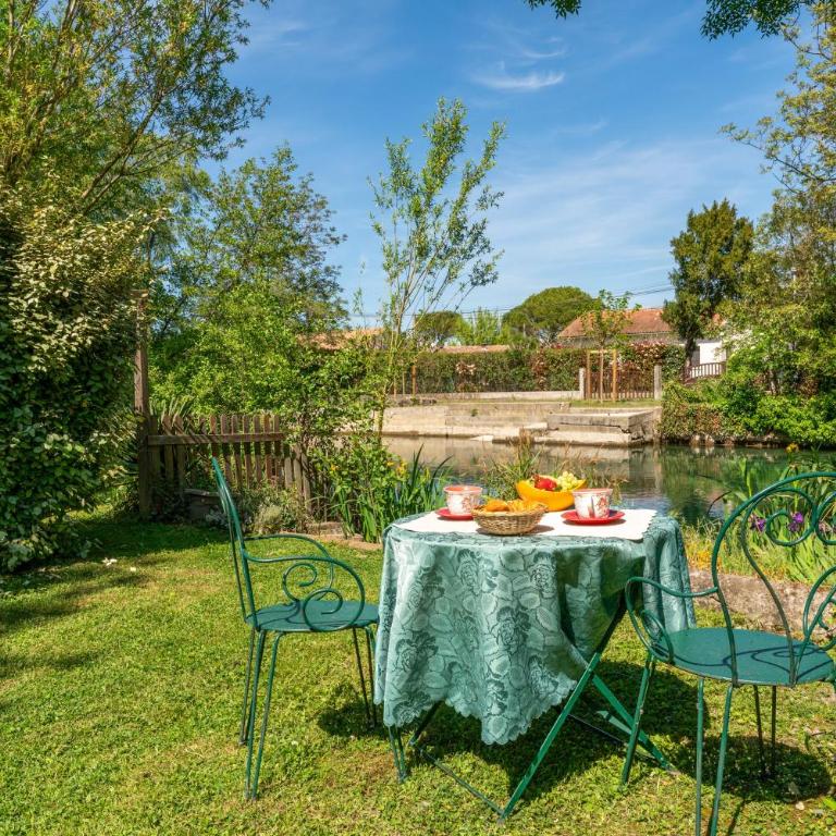 Le Petit Pont - One-Bedroom Apartment with Garden View - 1