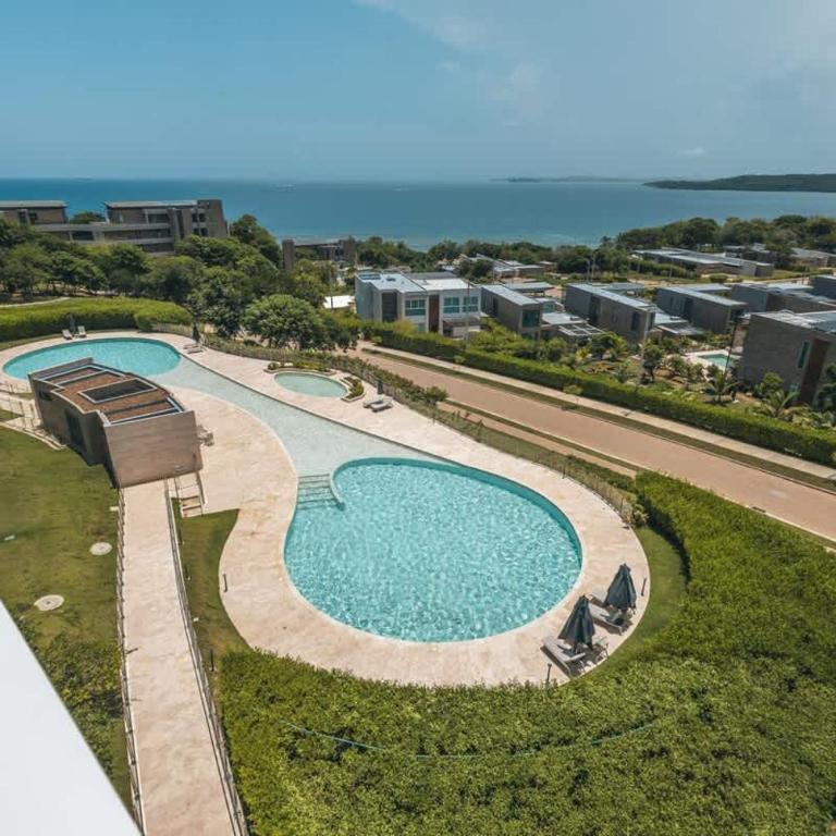 Coastal escape w terrace & ocean views u405 - Apartment - 10