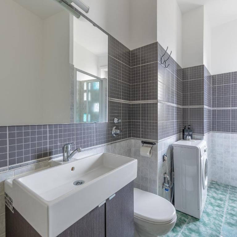 Panoramic Loft in Milan with Balcony - AC & WiFi - Appartamento con 1 Camera da Letto - 4