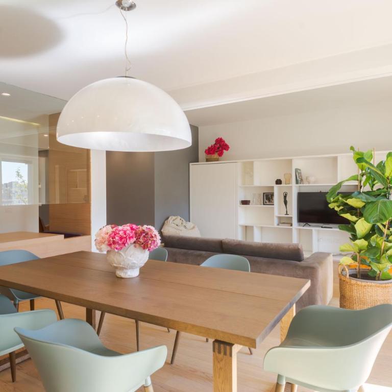 Renny House - Large modern apartment with panoramic terrace - Two-Bedroom Apartment - 3