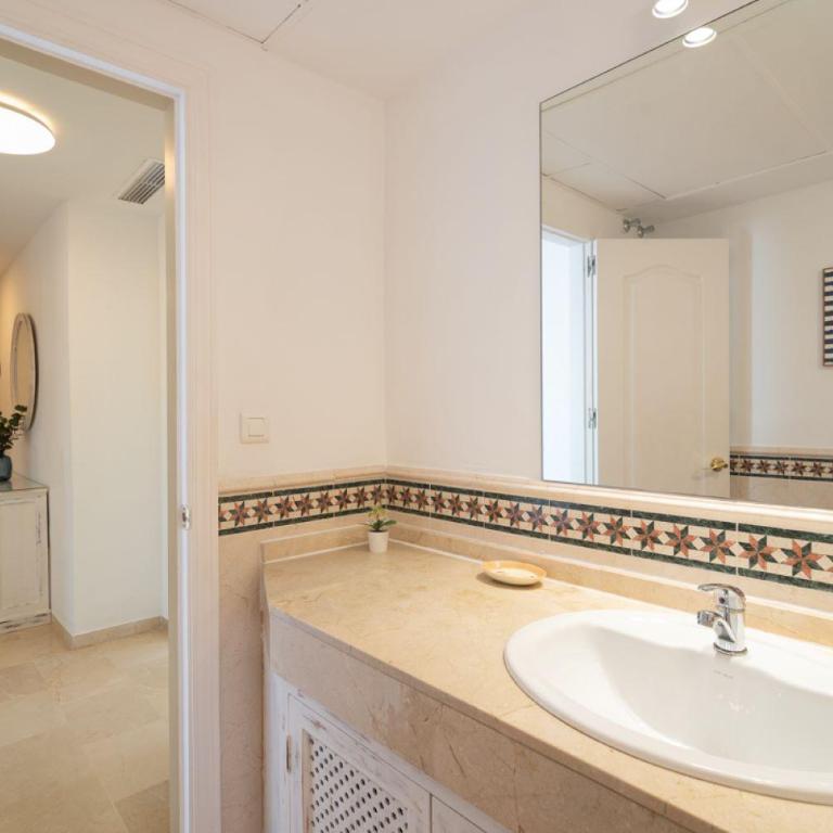 Beachfront PENTHOUSE - El MIRADOR DE BERMUDA BEACH - Apartamento de 3 dormitorios - 51