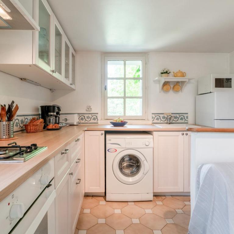 La Tonnelle - One-Bedroom Apartment with Garden View - 5