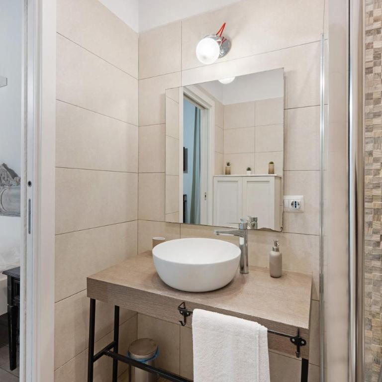 Teatro Nuovo Apartment - Appartamento Superior con 1 Camera da Letto e Balcone - 17