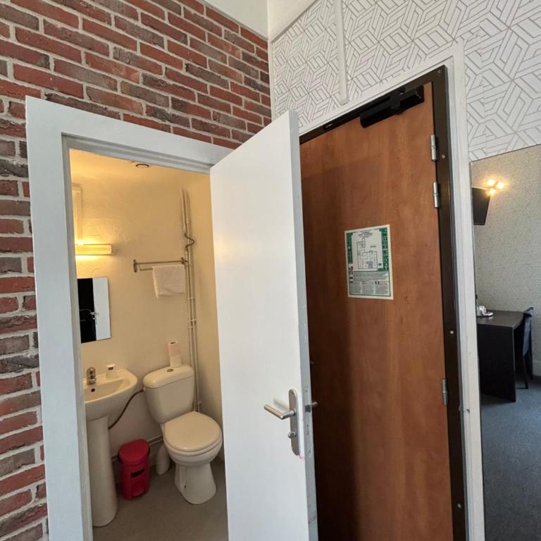 Hotel Au Spatial Centre Gare - Chambre Familiale - 12
