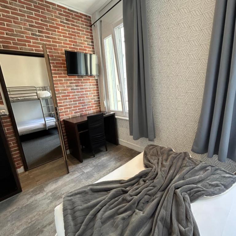 Hotel Au Spatial Centre Gare - Chambre Familiale - 10