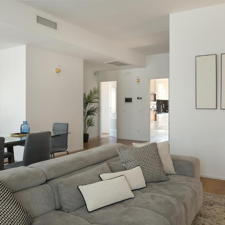 Prestige Apartment With Sauna And Free Parking - M4 - Appartamento con 2 Camere da Letto - 5