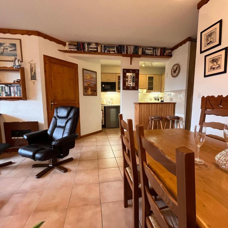 Mountain ski apartment with superb views - Appartement avec Vue sur la Montagne - 9