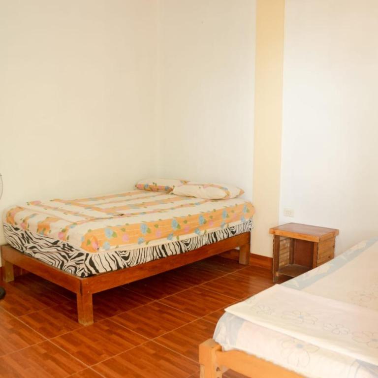 Dylan Beach - Family Room - 13