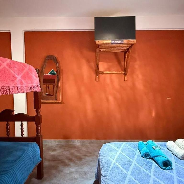 Maité Hospedaje - Habitación Cuádruple con baño privado - 2