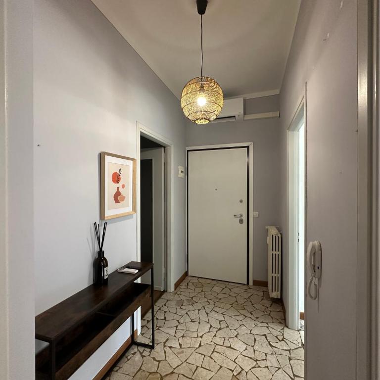 Casa Serena - Appartamento con 2 Camere da Letto e Vista Città - 3
