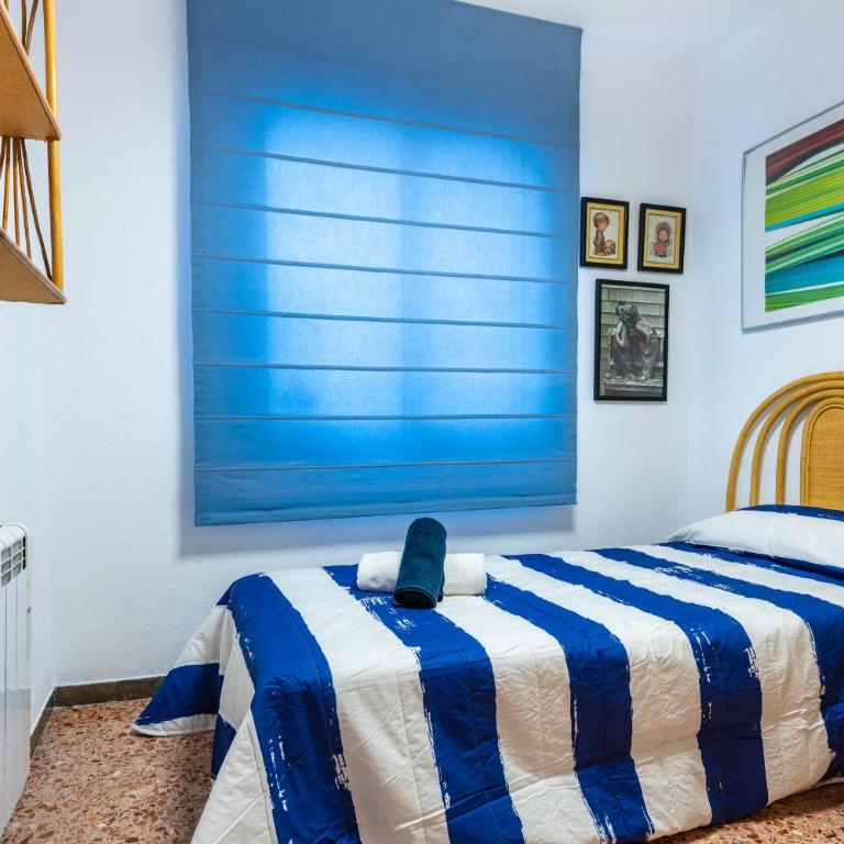 Apartamento Blau Mar en Paseo Marítimo con WiFi - Apartment - 8