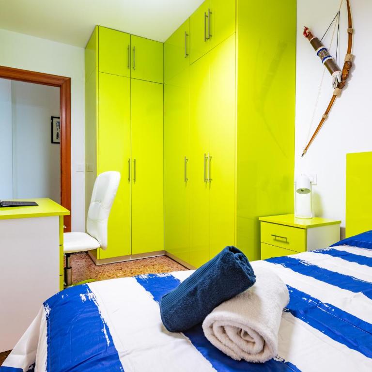 Apartamento Blau Mar en Paseo Marítimo con WiFi - Apartment - 9
