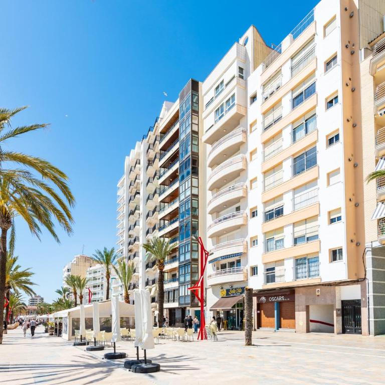 Apartamento Blau Mar en Paseo Marítimo con WiFi - Apartment - 10