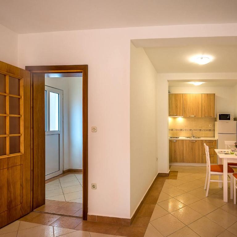 Mango Apartment Petrovac - Family Studio - 7