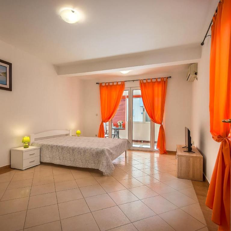 Mango Apartment Petrovac - Family Studio - 4