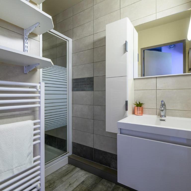 Studio 24m2 Aigueblanche - Appartement 1 Chambre - 2