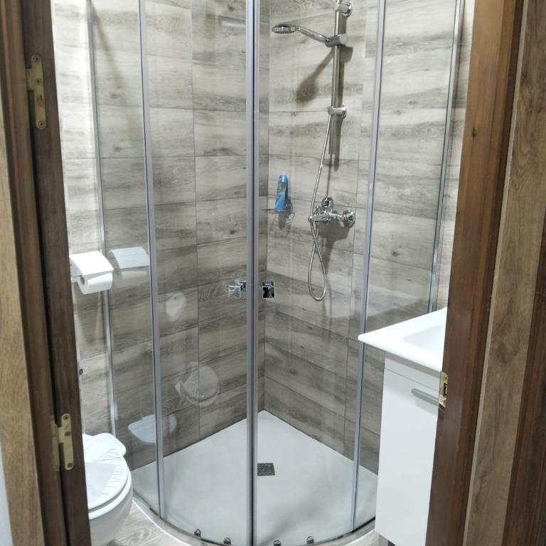 Alojamiento Cerro de las Salinas - Habitación Triple con baño privado - 3