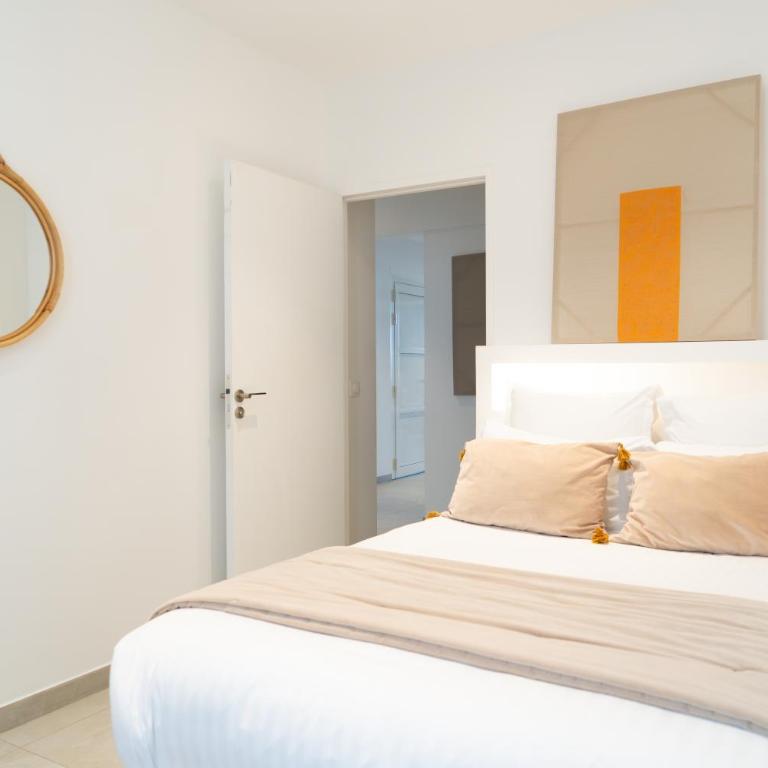 Maison Galante Apartment - Rue Sainte - Appartement avec Douche - 14