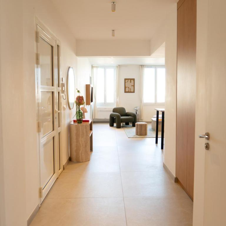 Maison Galante Apartment - Rue Sainte - Appartement avec Douche - 16