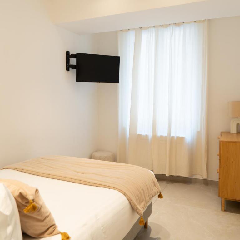 Maison Galante Apartment - Rue Sainte - Appartement avec Douche - 15