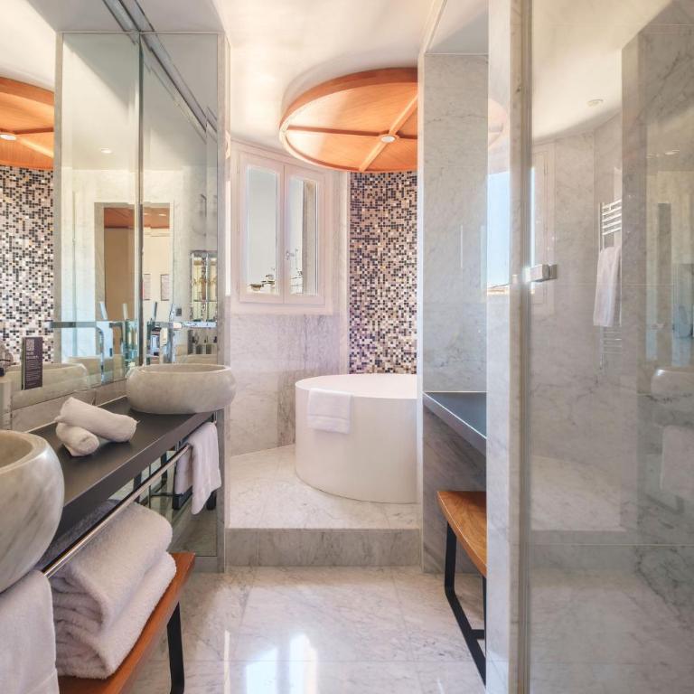 Hotel Montalembert - Suite avec Bouteille de Champagne - 11