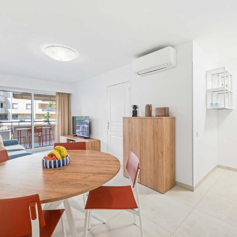 Eden Parc - Magnifique 2 chambres centre ville parking AC - Apartment - 12
