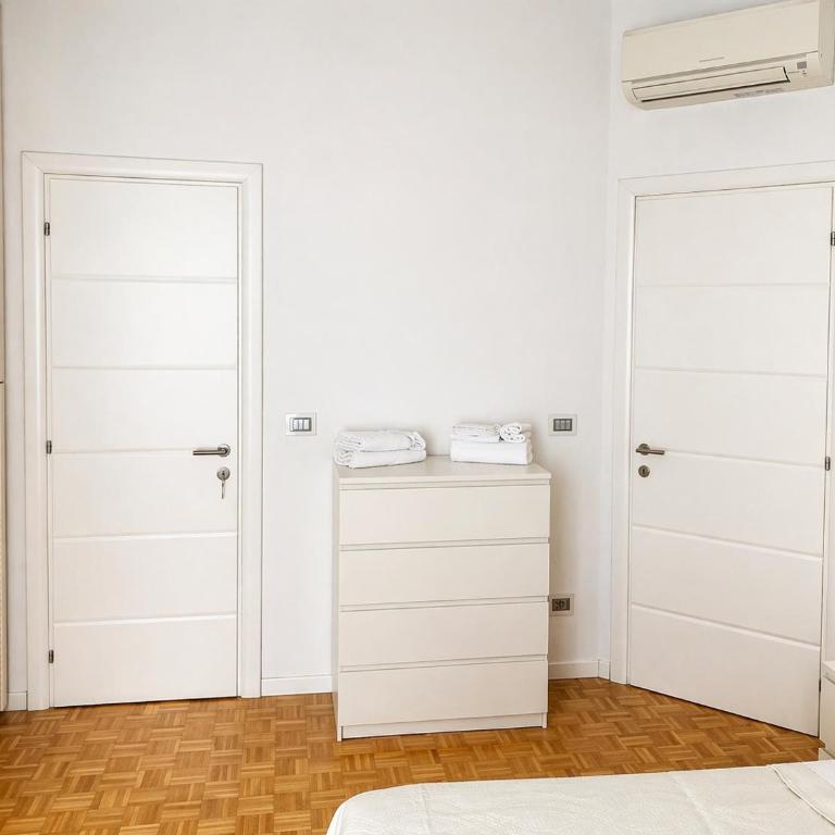 Isabella Apartments 100mq 2 Bagni fino a 6 Ospiti - Appartamento con 2 Camere da Letto - 10