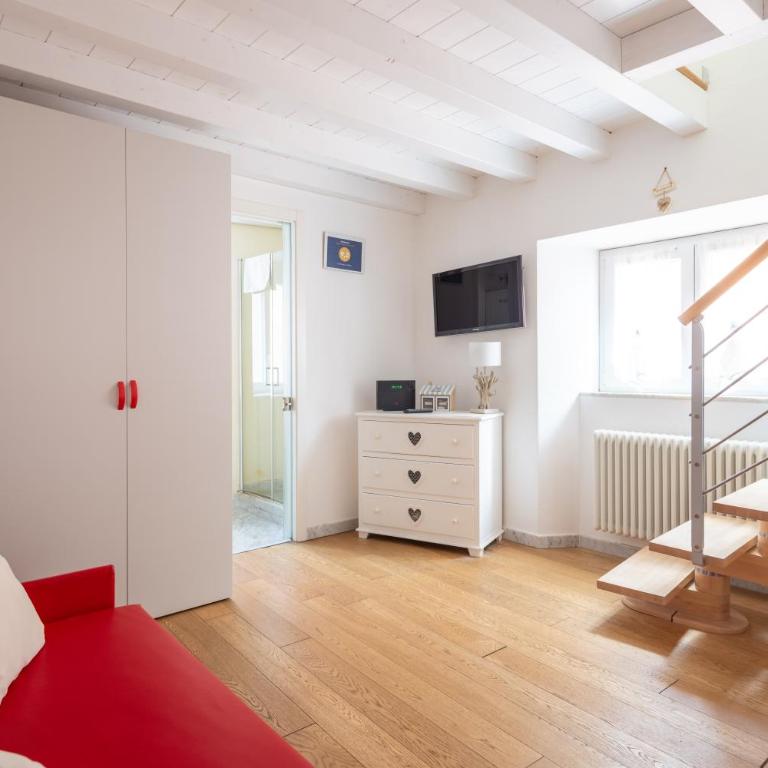 Bright Sea-View Apartment on Two Floors in Lerici, up to 4 Guests - Appartamento con 2 Camere da Letto - 9