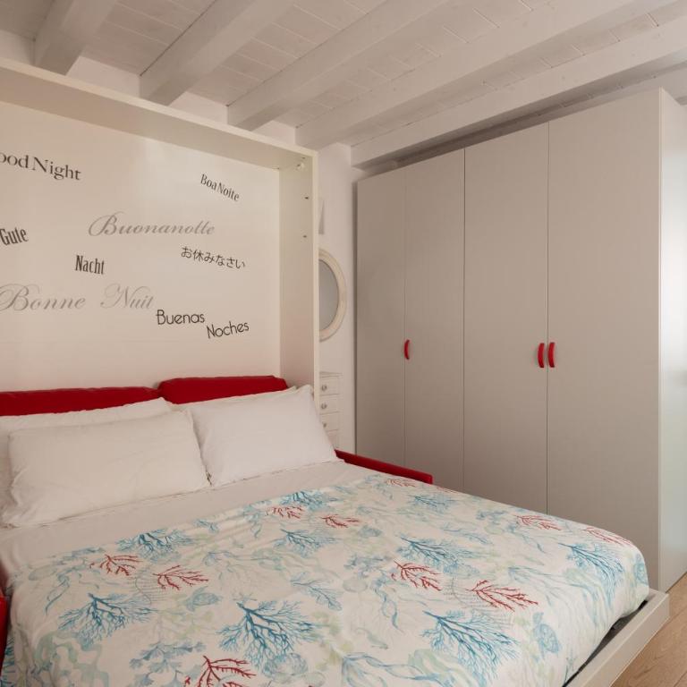 Bright Sea-View Apartment on Two Floors in Lerici, up to 4 Guests - Appartamento con 2 Camere da Letto - 16