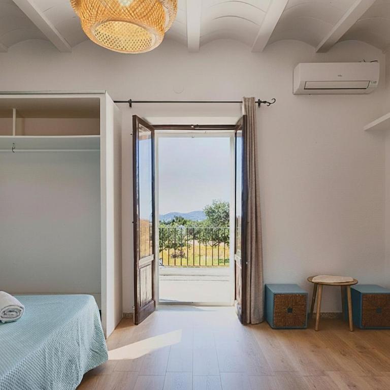 8 Guests Large Villa near Bossa Beaches & Airport - Villa - 26