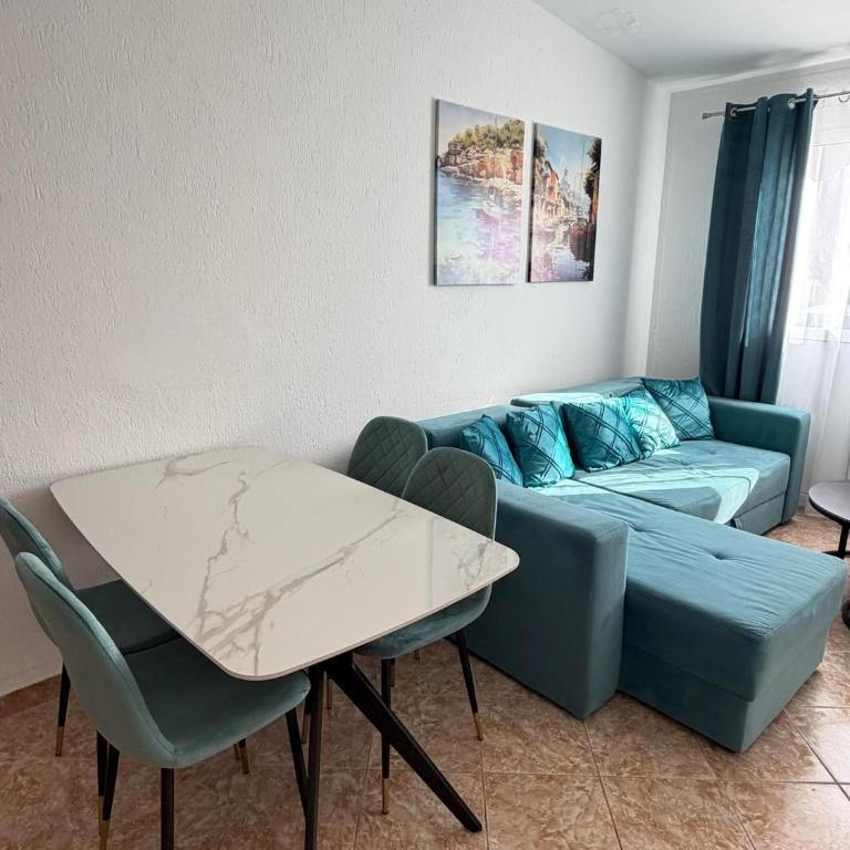 Monte Azzurro - Two-Bedroom Apartment - Oceanfront - 7