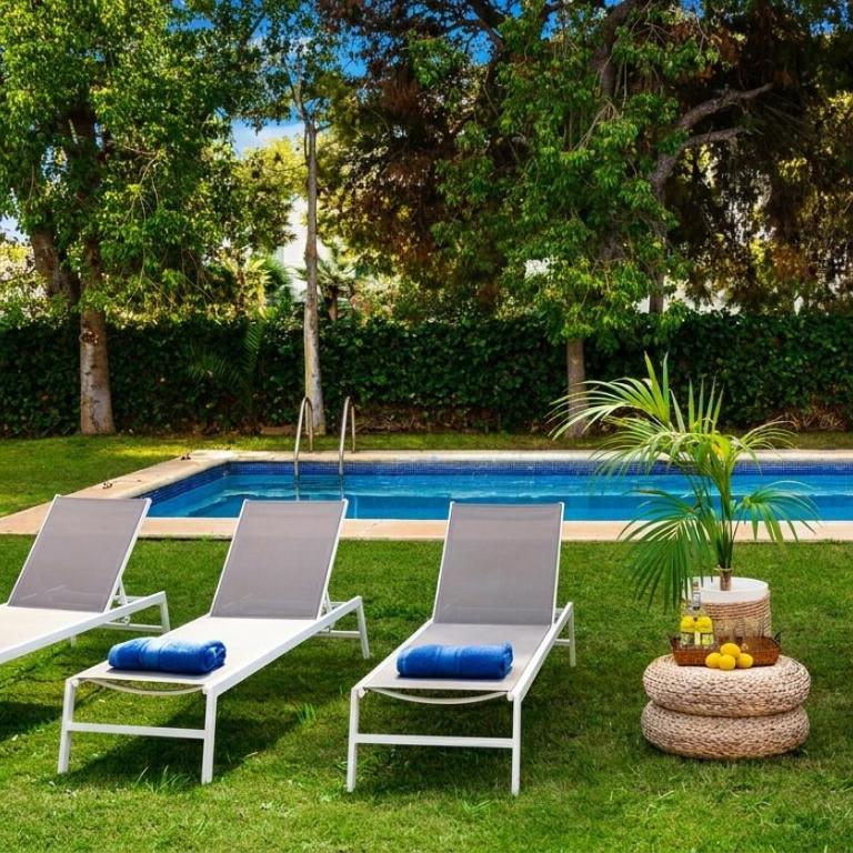 Villa Abu Lita 3 minutos andando playa Renovada Piscina y Jardin XXL Autentico lujo - Villa - 7