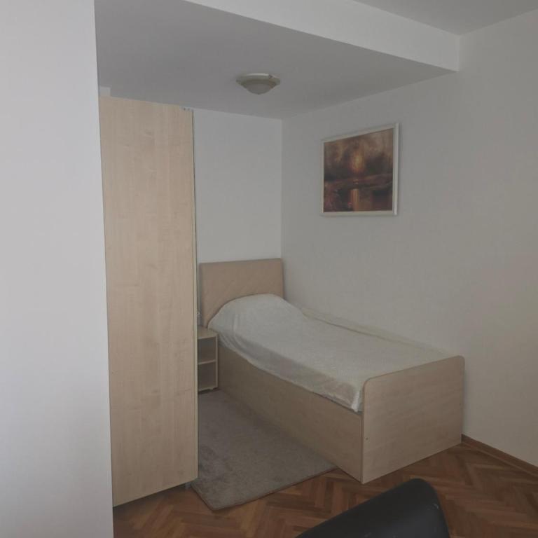 Stan na dan - Apartman sa 2 Spavaće Sobe - 4