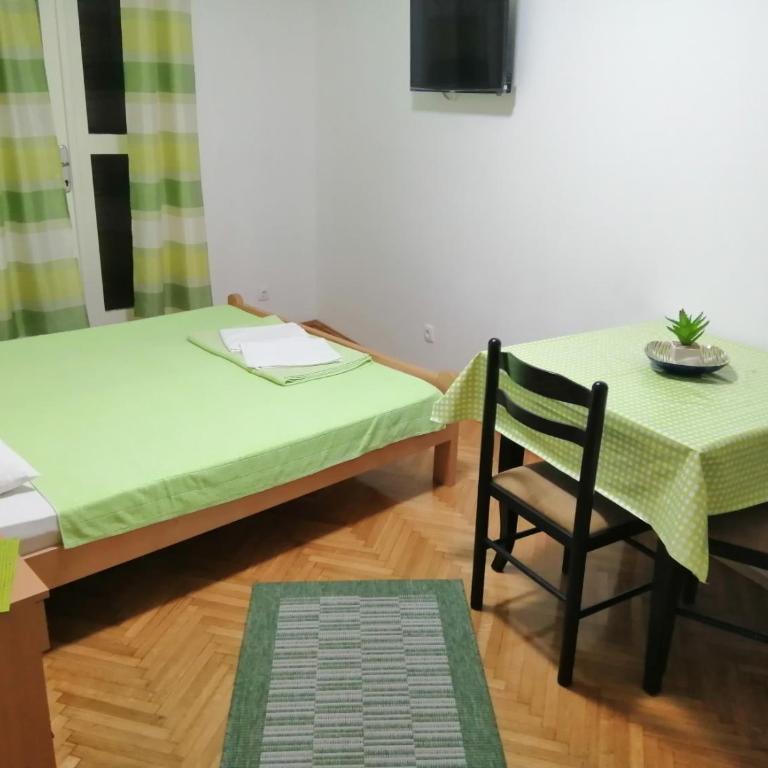 Petrovac apartments - Two-Bedroom Apartment - 3