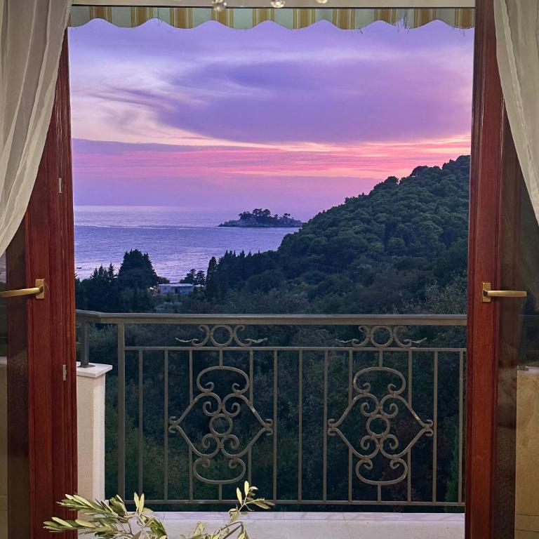 Lucice Sky Terrace Sea View - Two-Bedroom Apartment - 9