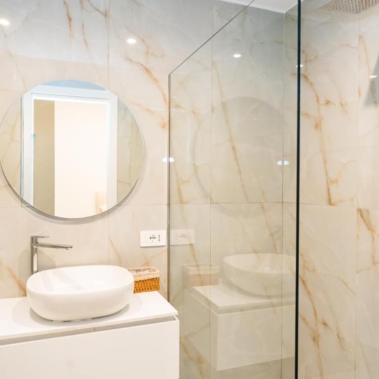 Domus Partenopea - Double Room with Spa Bath - 5