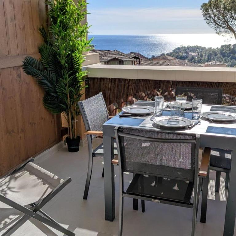 l'Adresse Cap Estérel, T2 Vue Mer, Clim, Parking & 5 Piscines - Apartment mit 1 Schlafzimmer - 2
