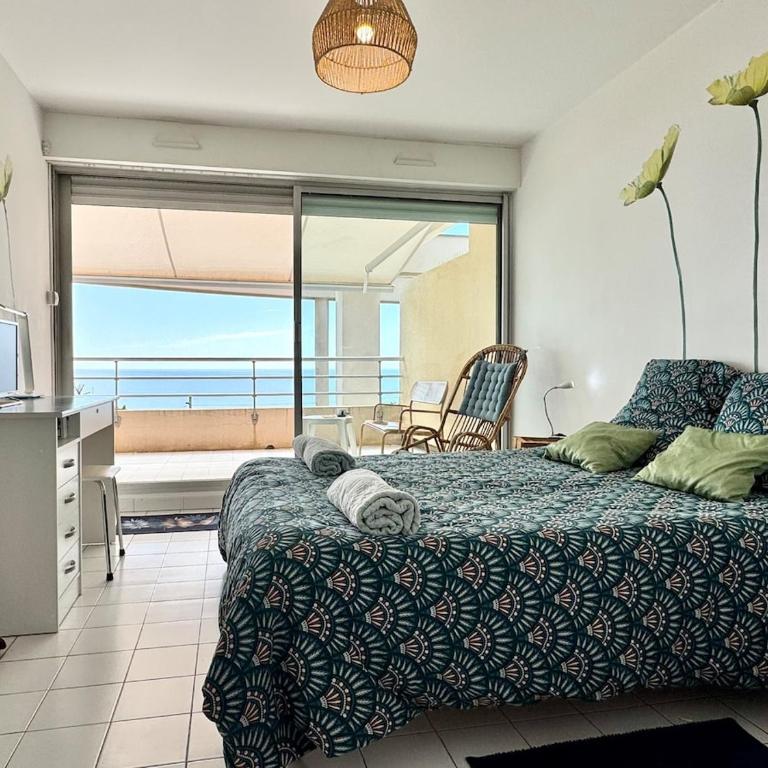Vue mer, 2 chambres terrasse piscine et garage - Apartment mit 2 Schlafzimmern und Meerblick - 16