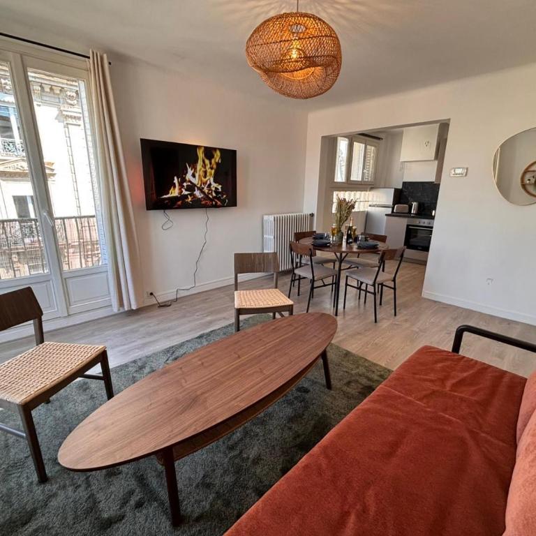 Clovis Grand T3 calme avec balcon au centre-ville - Apartamento de 2 dormitorios con balcón - 8