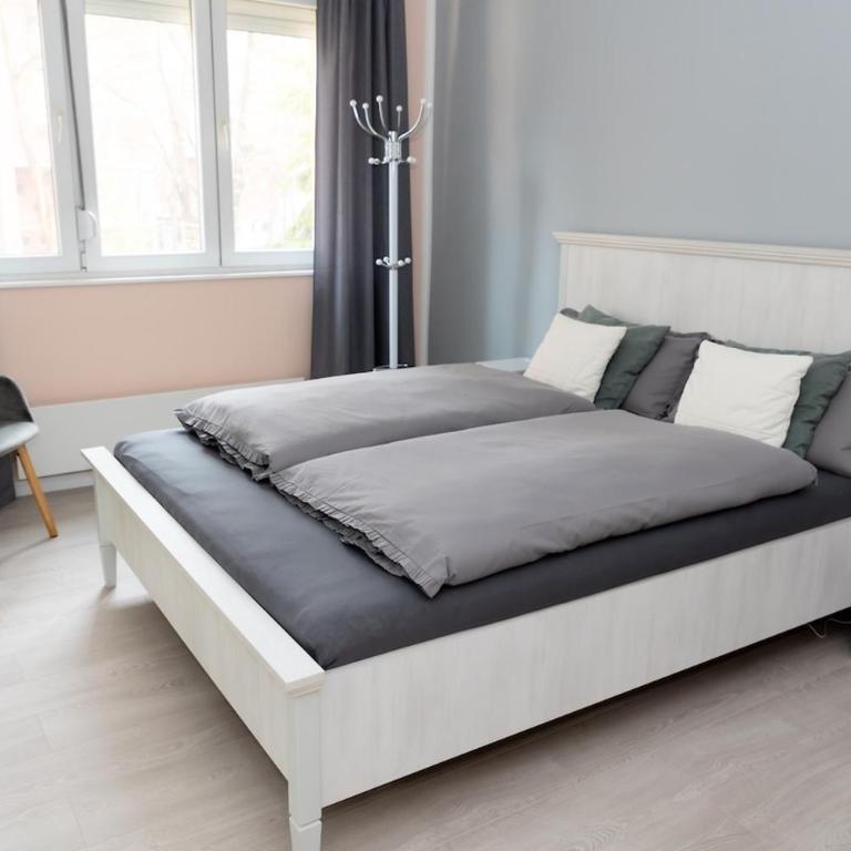 Stylish Apartment with Free WiFi 3 min to BIG Mall Quiet and Well Connected - Apartman sa 1 Spavaćom Sobom - 4