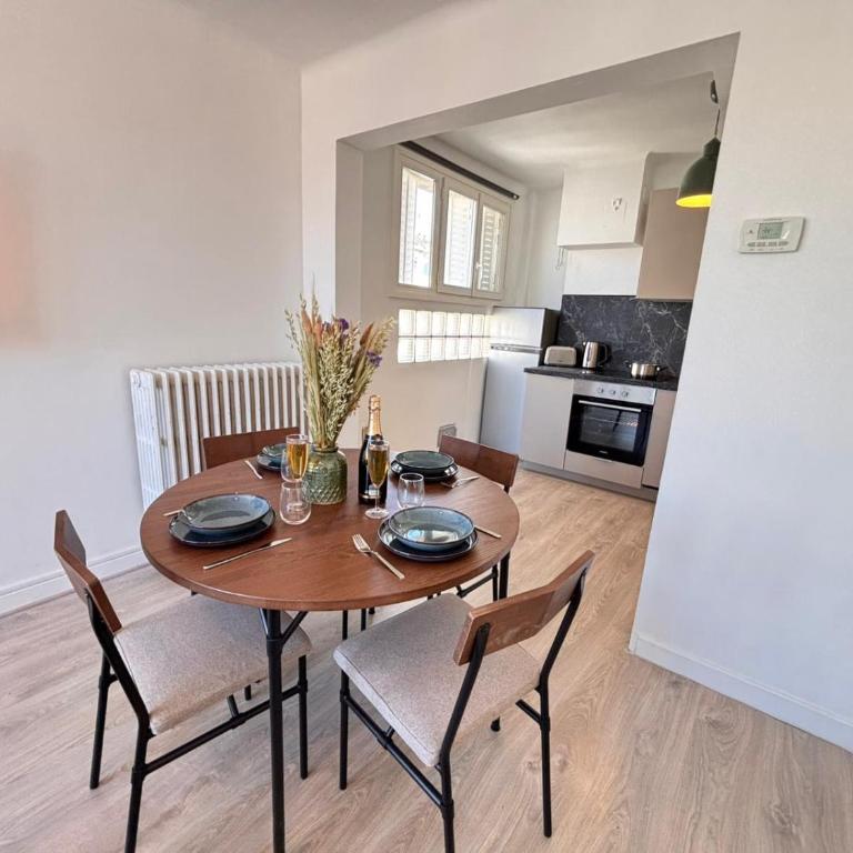 Clovis Grand T3 calme avec balcon au centre-ville - Apartamento de 2 dormitorios con balcón - 14