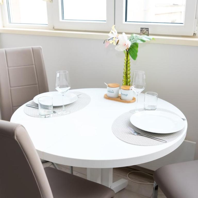 Stylish Apartment with Free WiFi 3 min to BIG Mall Quiet and Well Connected - Apartman sa 1 Spavaćom Sobom - 10