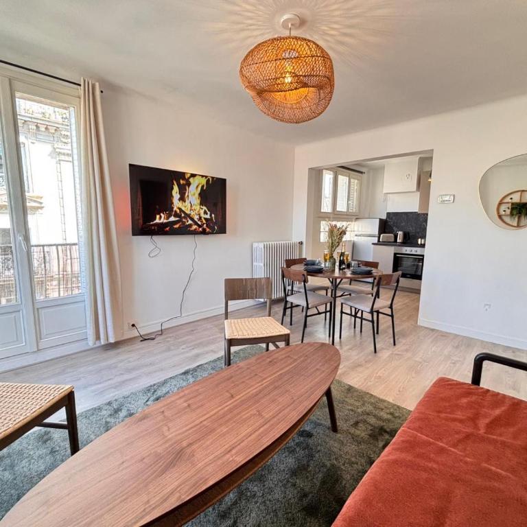 Clovis Grand T3 calme avec balcon au centre-ville - Apartamento de 2 dormitorios con balcón - 20